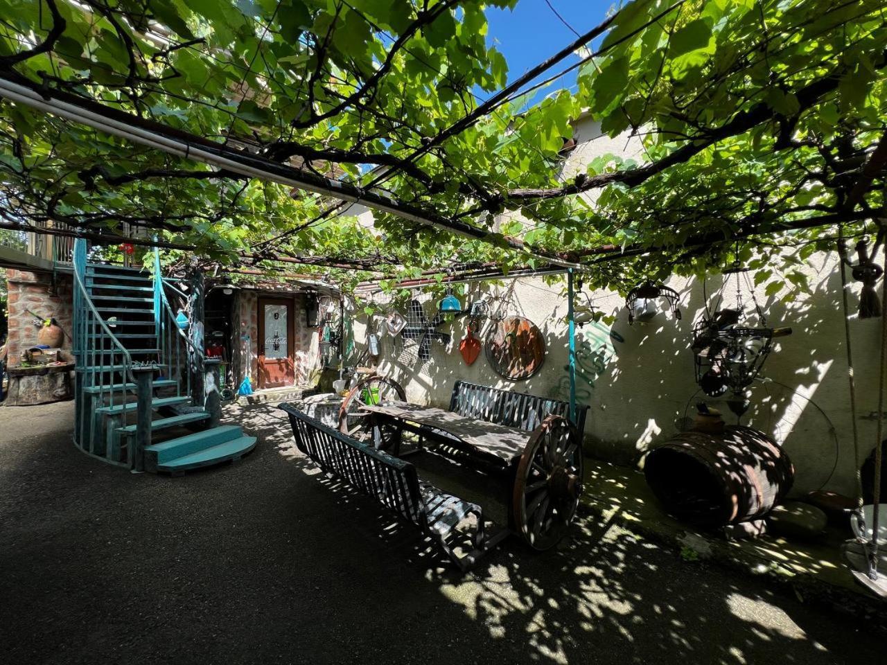 Qilimcha'S Guesthouse-Art Museum Telavi Exterior photo